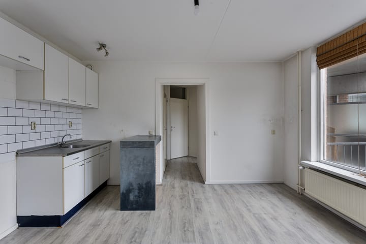 Foto 12 van Spuistraat 83