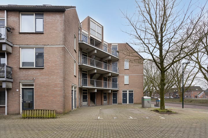 Foto 21 van Spuistraat 83