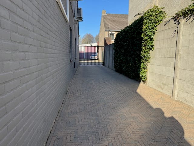 Foto 47 van Van Hogendorpstraat 118