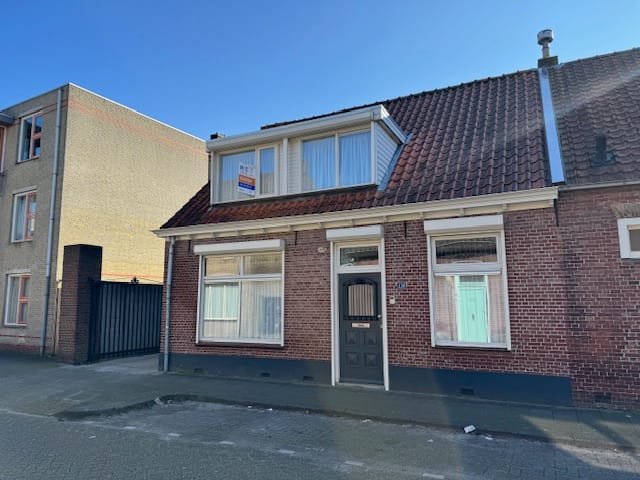 Foto 53 van Van Hogendorpstraat 118