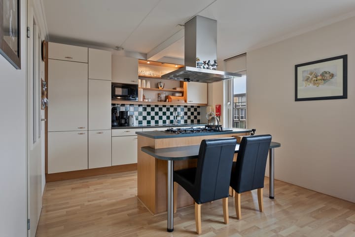 Foto 12 van Tosca 18