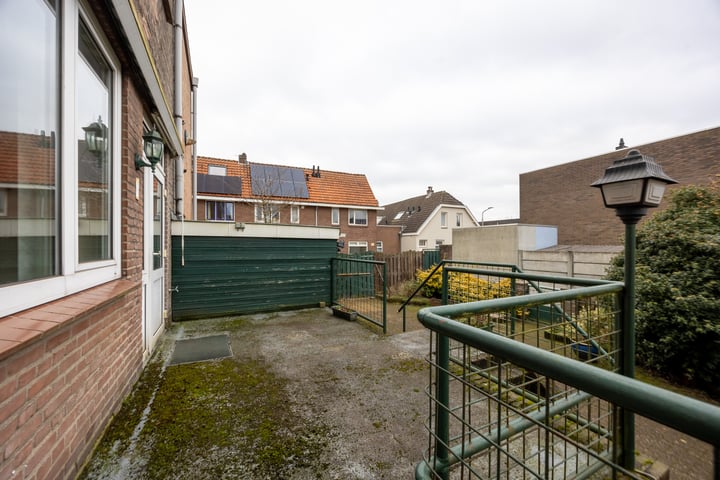 Foto 43 van Biezenstraat 110