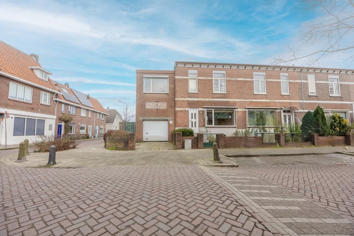 Foto 49 van Biezenstraat 110