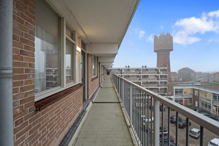 Foto 3 van Julianaplein 102