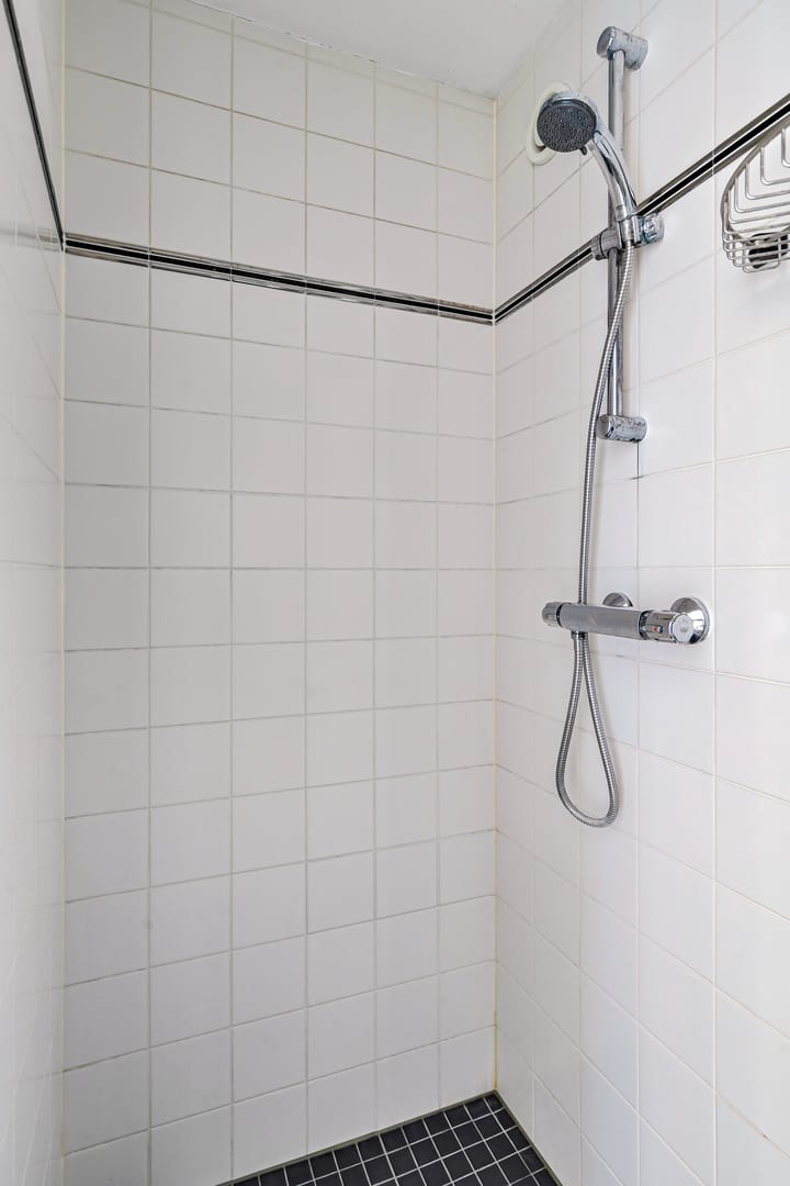 Photo 17 of Oostvlietweg 3-A