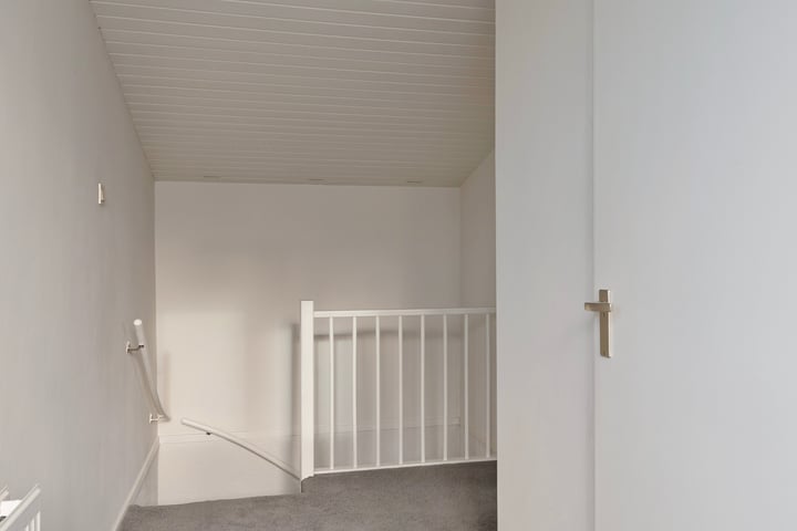 Foto 23 van Oostvlietweg 3-A