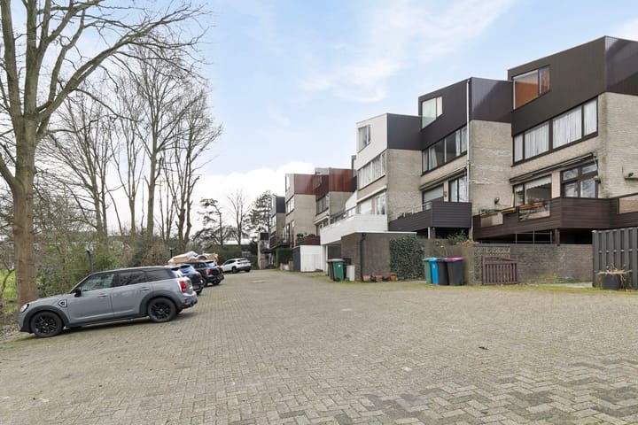 Photo 35 of Oostvlietweg 3-A