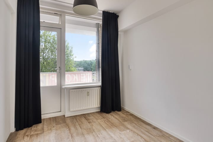 Foto 10 van Cornelis Bloemaertsingel 9