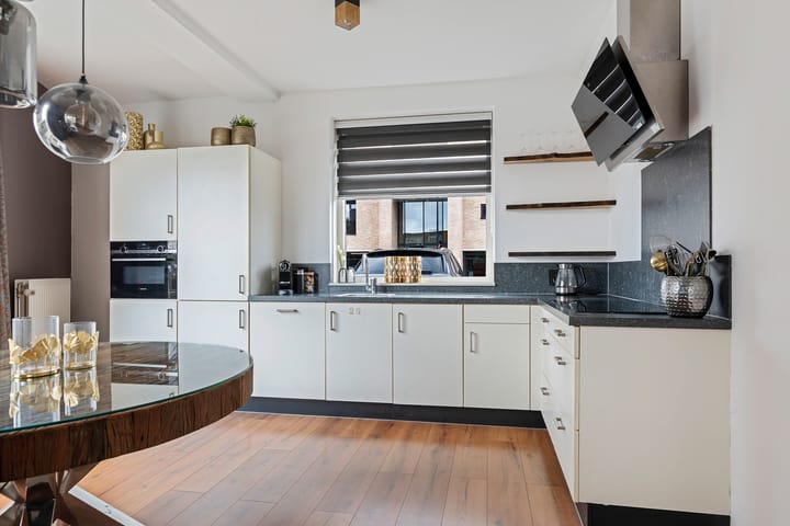 Photo 10 of Rigastraat 2