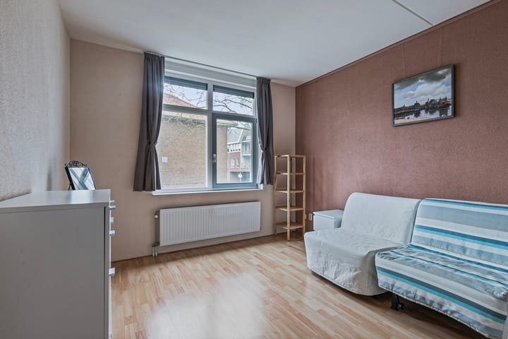 Foto 17 van Prins Karelstraat 107