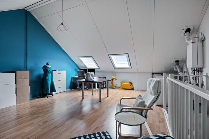 Foto 24 van Prins Karelstraat 107