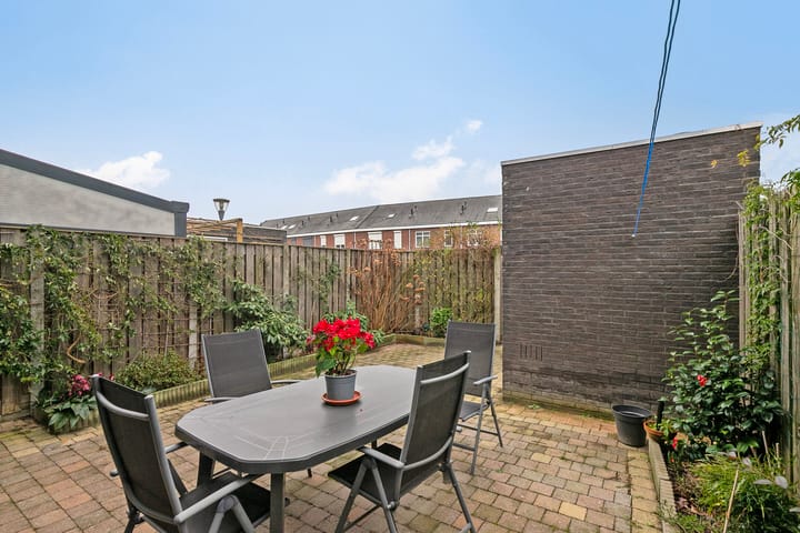 Foto 29 van Prins Karelstraat 107