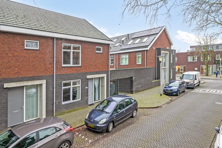 Foto 34 van Prins Karelstraat 107