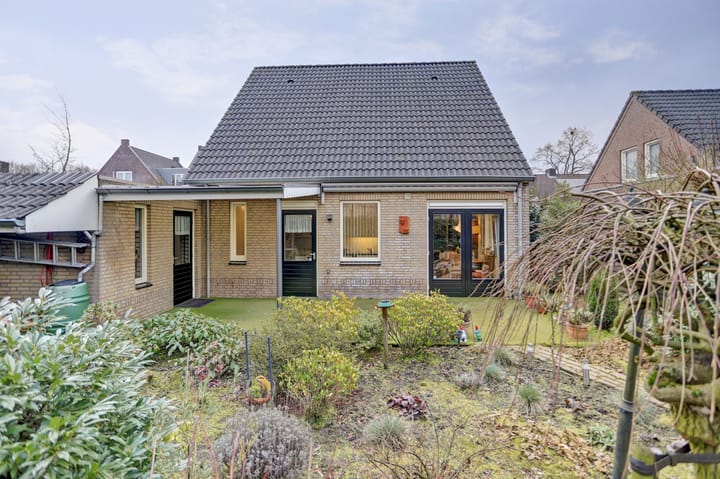 Foto 29 van Bernhardstraat 2-A