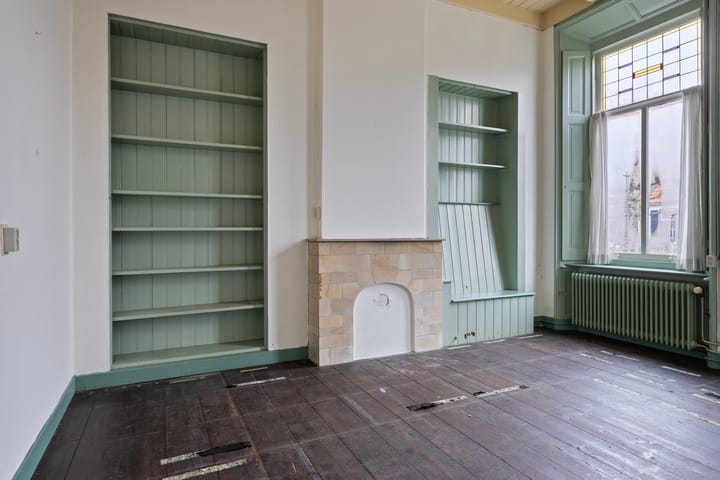 Photo 9 of Burgemeester van Lierestraat 24