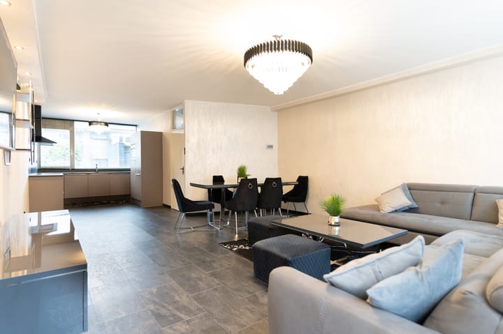 Foto 8 van Bernhardstraat 21