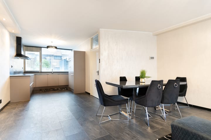 Foto 9 van Bernhardstraat 21