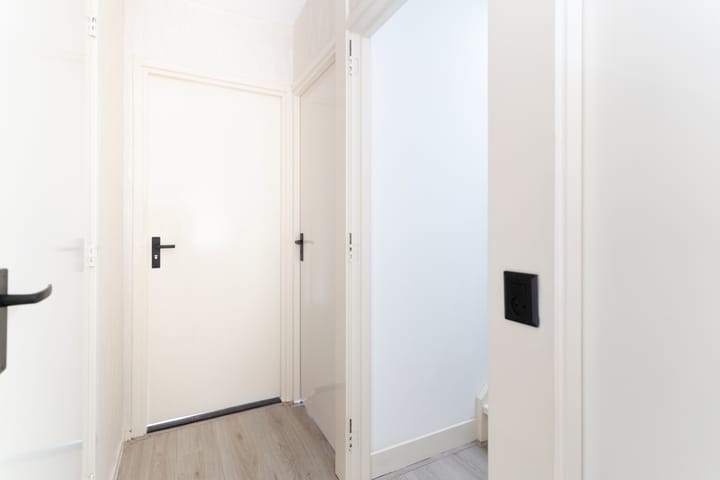 Foto 13 van Bernhardstraat 21