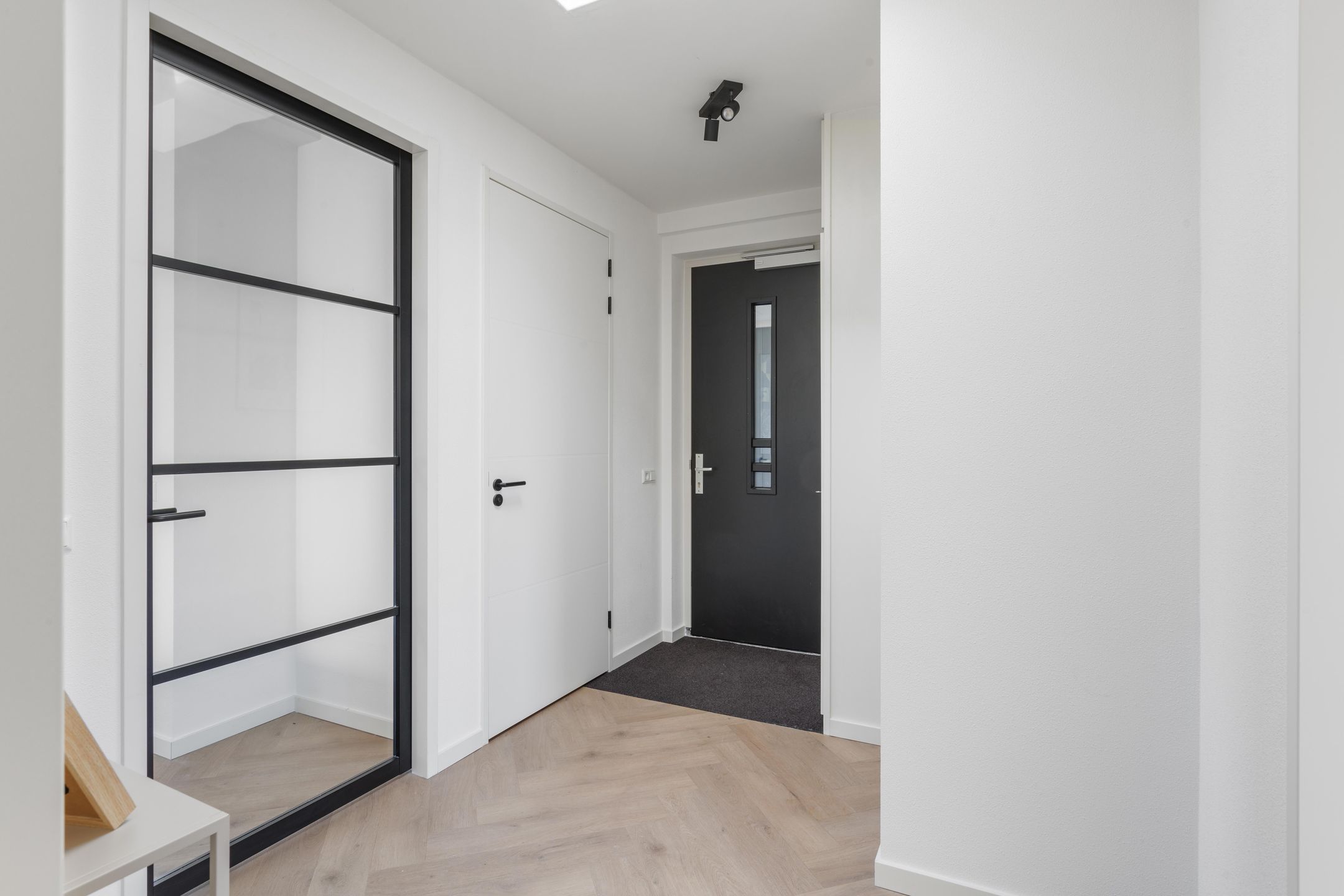 Photo 9 of Zuidje 20-L