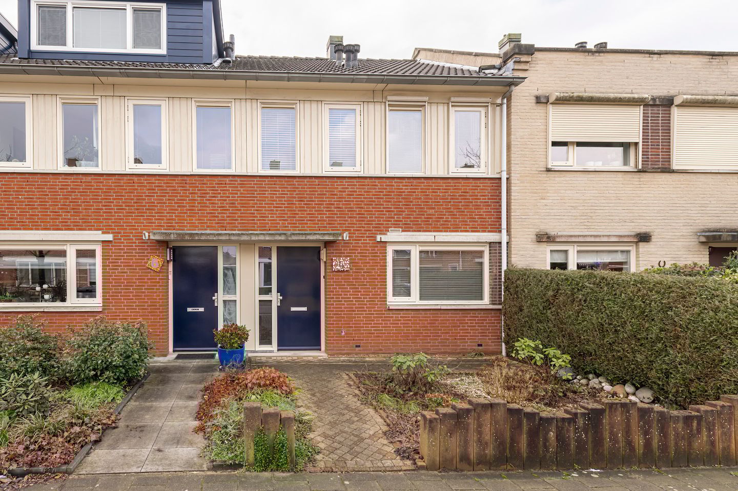 Foto 1 van Augustus 4