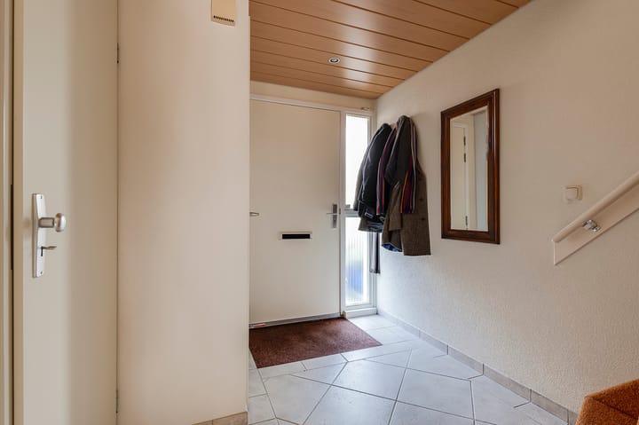 Foto 4 van Augustus 4