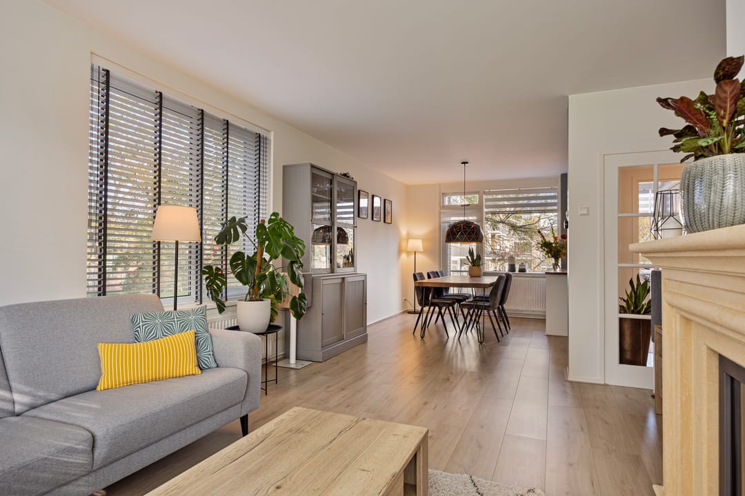 Photo 11 of van Leeuwenstraat 119