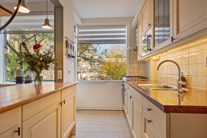 Foto 15 van van Leeuwenstraat 119