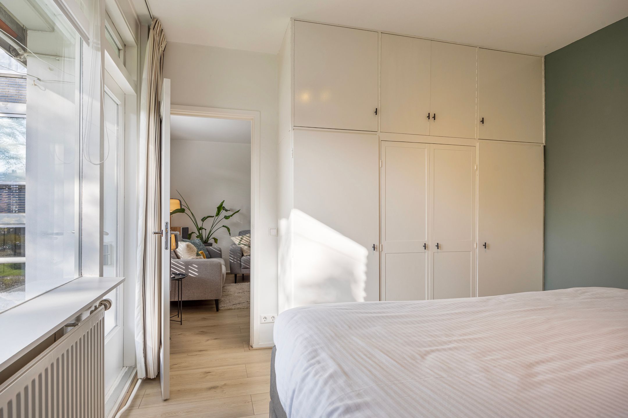 Photo 18 of van Leeuwenstraat 119