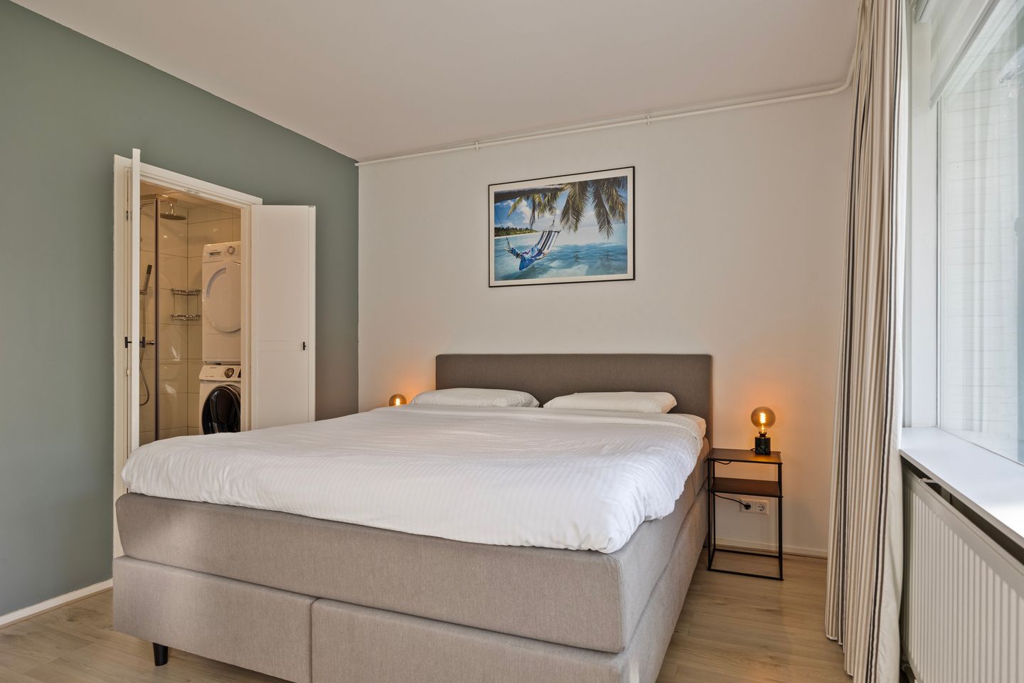 Photo 19 of van Leeuwenstraat 119