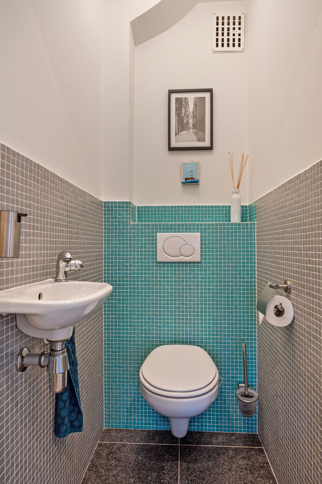 Photo 28 of van Leeuwenstraat 119