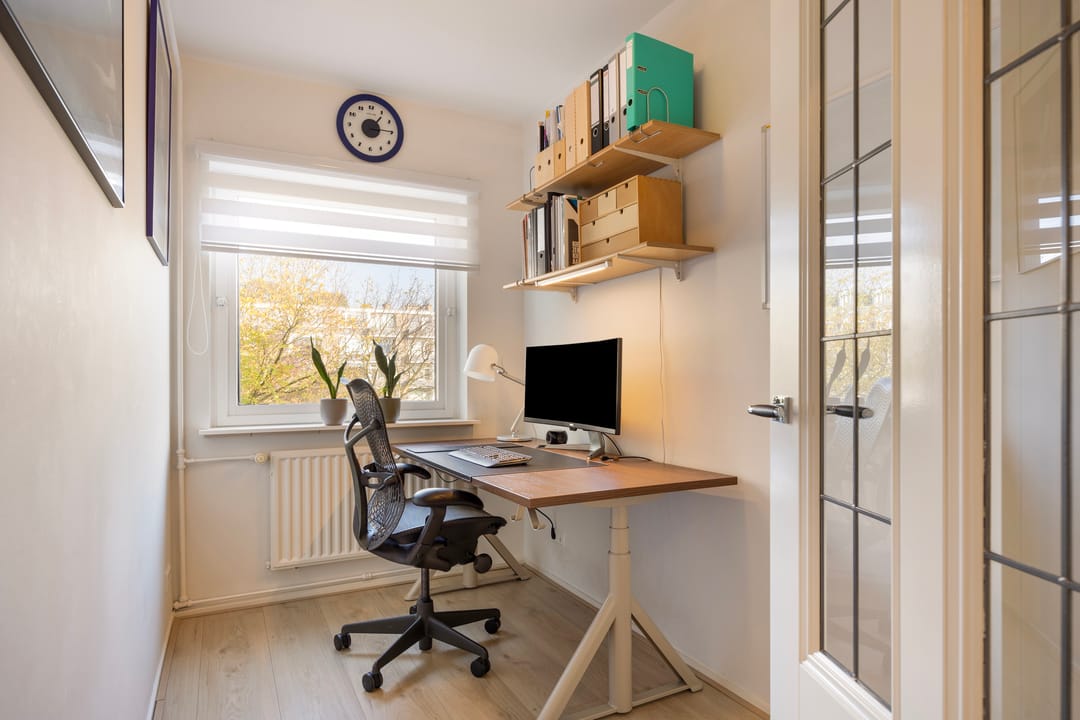 Photo 23 of van Leeuwenstraat 119