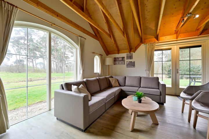 Foto 4 van Landuwerweg 17-345