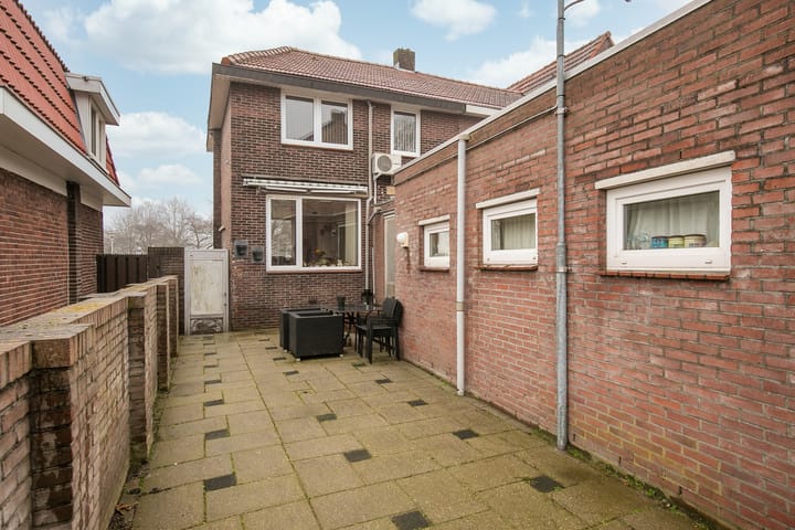 Photo 17 of Spechtstraat 3