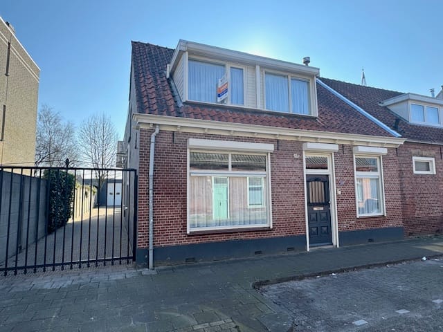 Foto 1 van Van Hogendorpstraat 118