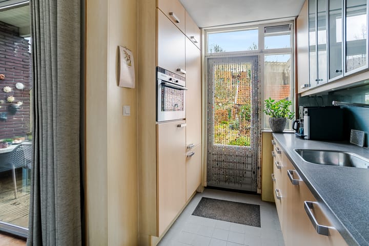 Foto 15 van Pernéstraat 63