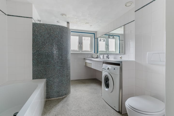 Foto 26 van Pernéstraat 63