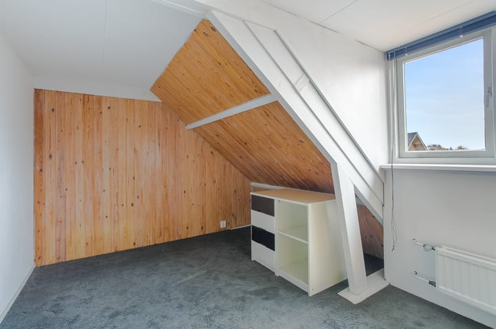 Foto 36 van Pernéstraat 63