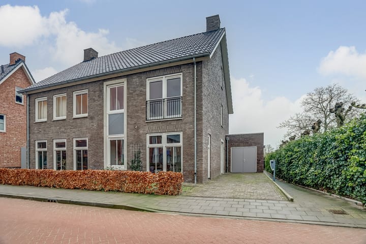 Foto 1 van John R. Towlestraat 29