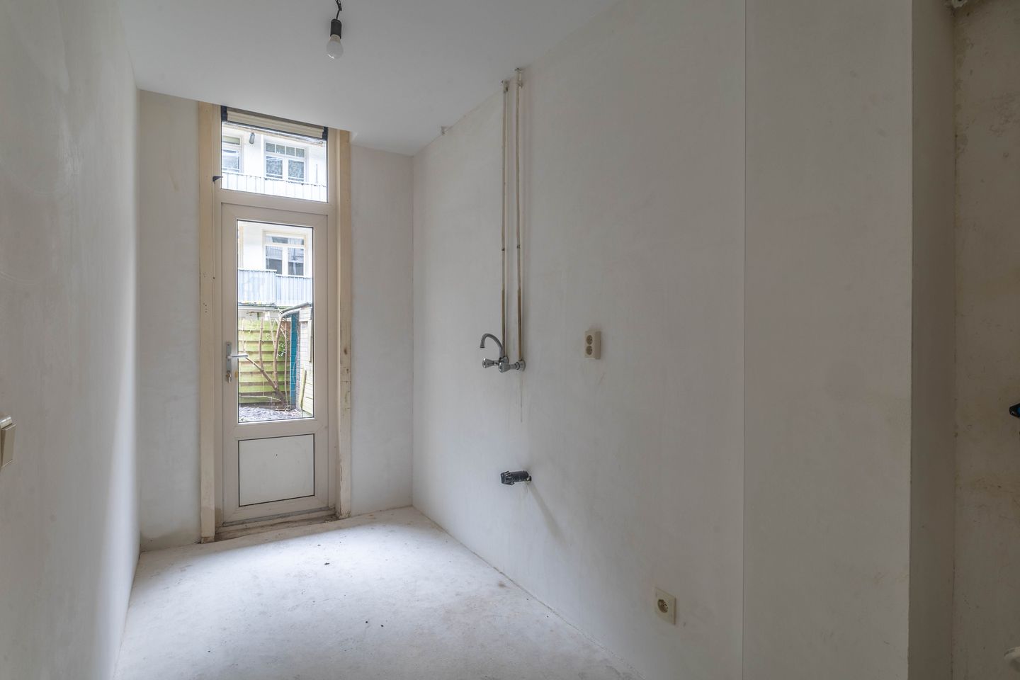 Foto 10 van Haarlemmerweg 141-H