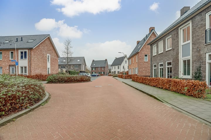 Foto 48 van John R. Towlestraat 29