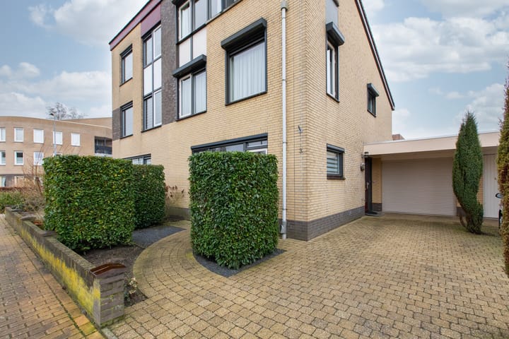 Foto 5 van Hunneschansallee 3