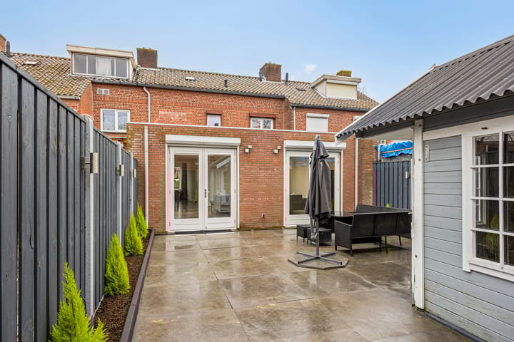 Foto 39 van Bloemfonteinstraat 70