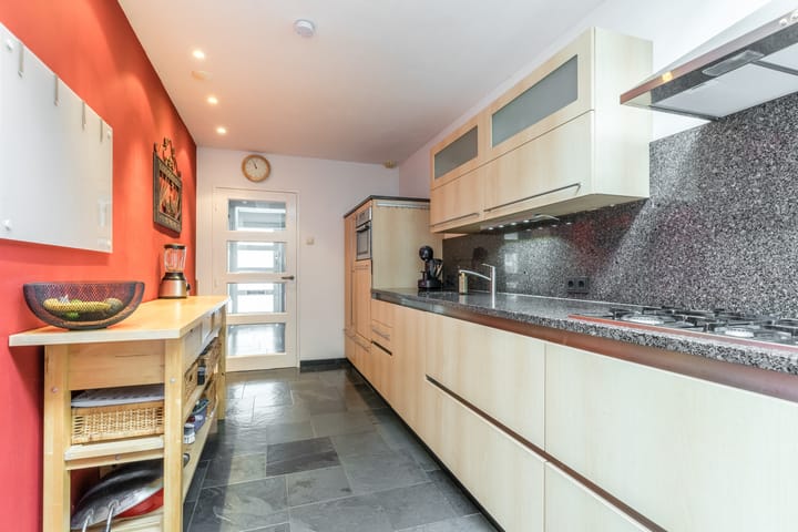 Foto 11 van Elzenhof 12