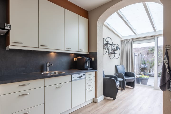 Foto 9 van Gerrit Peuscherstraat 143