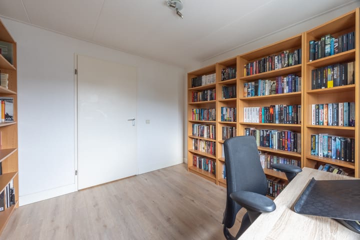 Foto 18 van Gerrit Peuscherstraat 143