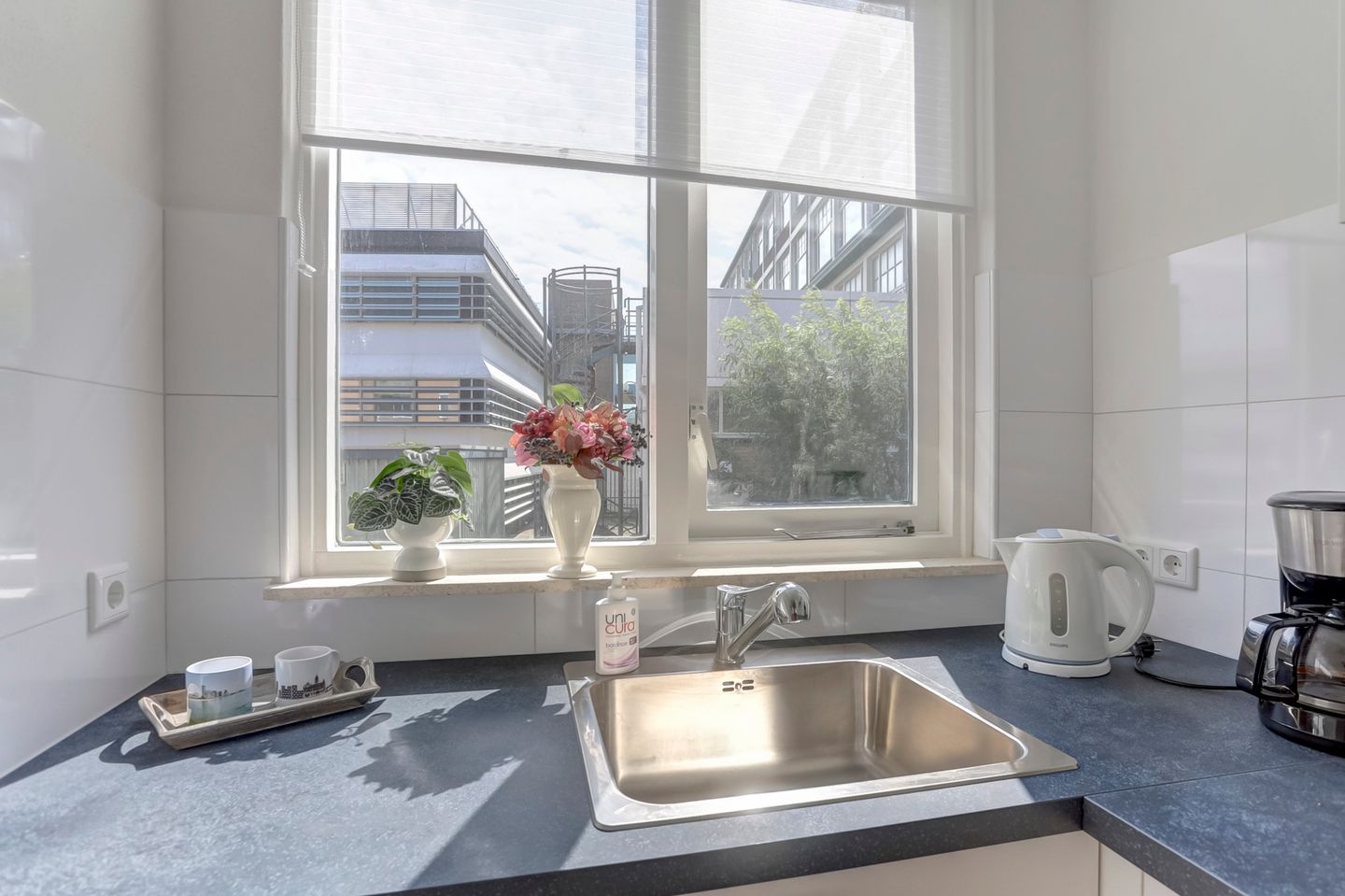 Foto 10 van Van Dishoeckstraat 72