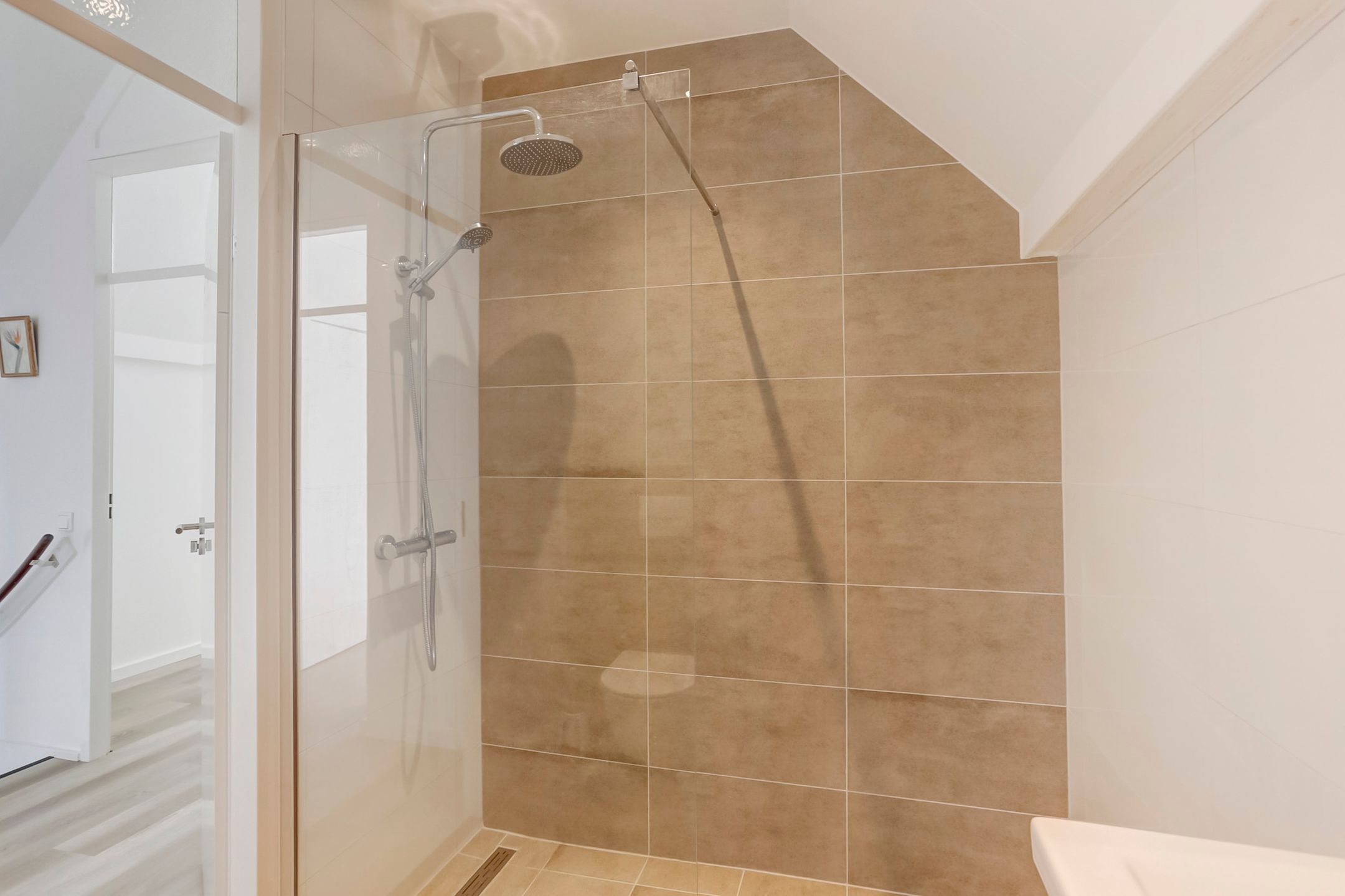 Foto 18 van Van Dishoeckstraat 72