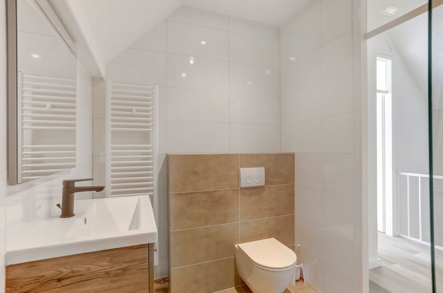 Foto 20 van Van Dishoeckstraat 72