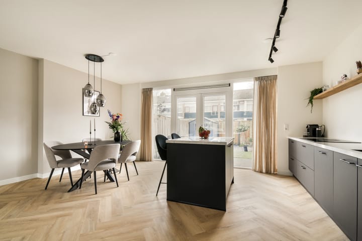 Foto 11 van Heijermansstraat 10