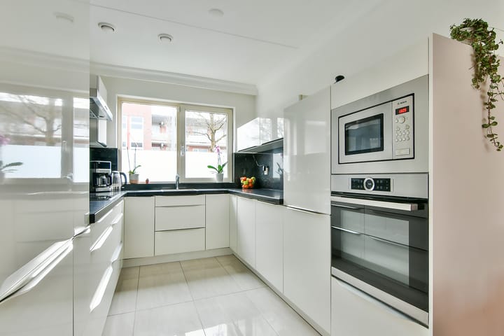 Foto 12 van Irene Vorrinkstraat 50